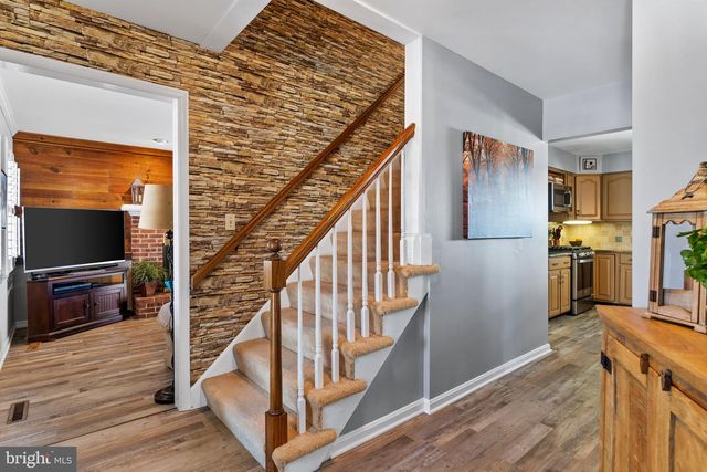 14 MONTADALE DR, Dillsburg, PA 17019