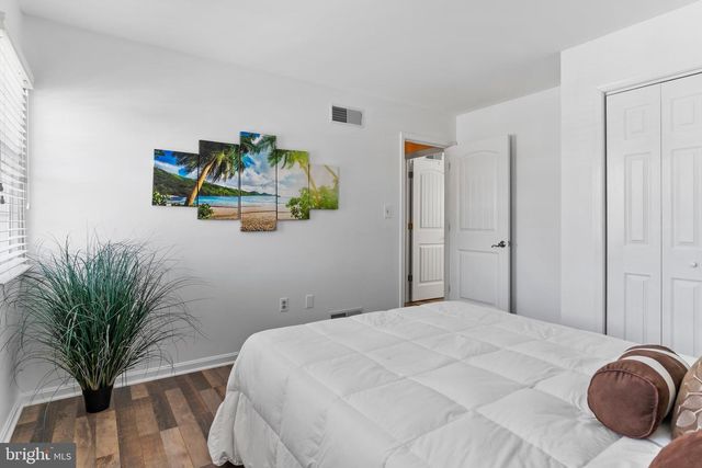 14 MONTADALE DR, Dillsburg, PA 17019