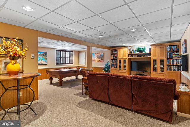 14 MONTADALE DR, Dillsburg, PA 17019