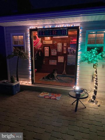 14 MONTADALE DR, Dillsburg, PA 17019