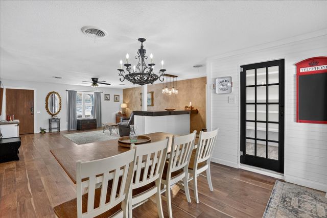 702 El Camino Real, Chico, TX 76431