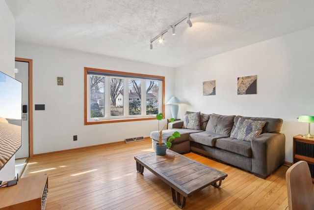 1133 Bonnie Lane, Madison, WI 53716