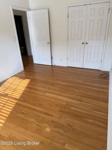 4733 Brownsboro Gardens Dr, Louisville, KY 40241