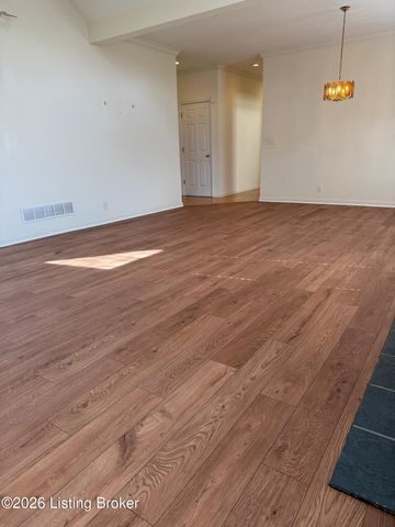 4733 Brownsboro Gardens Dr, Louisville, KY 40241