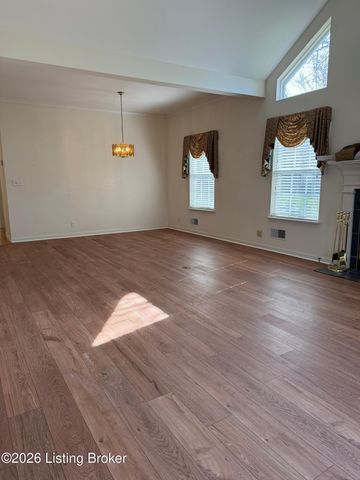 4733 Brownsboro Gardens Dr, Louisville, KY 40241