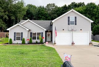 1172 Freedom Dr, Clarksville, TN 37042