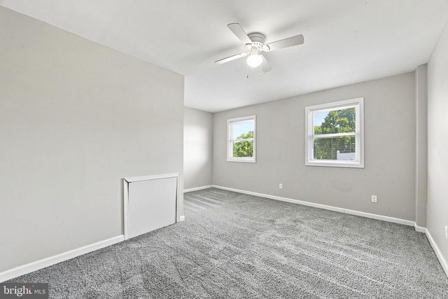 48 OAKMONT DR, New Castle, DE 19720