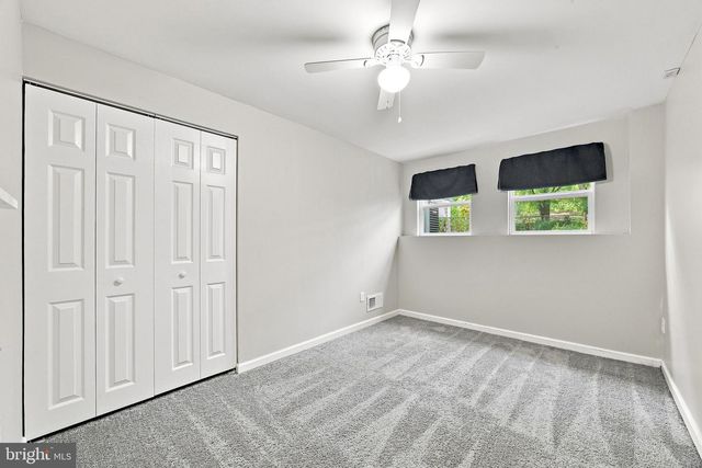 48 OAKMONT DR, New Castle, DE 19720