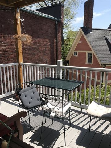 6 Giles Park 1, Somerville, MA 02144