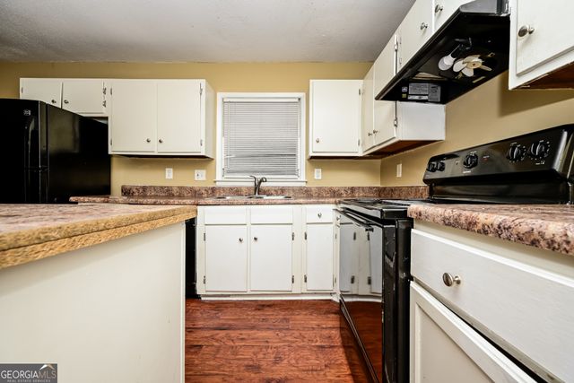 3851 N Shelby Lane, Douglasville, GA 30135