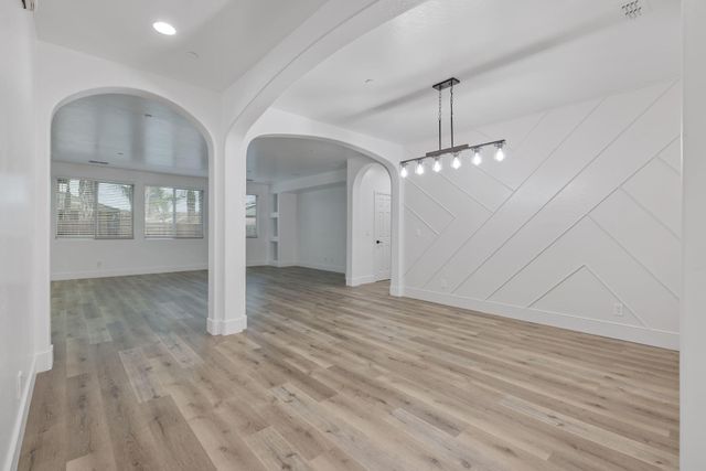 3526 W Buena Vista Avenue, Visalia, CA 93291