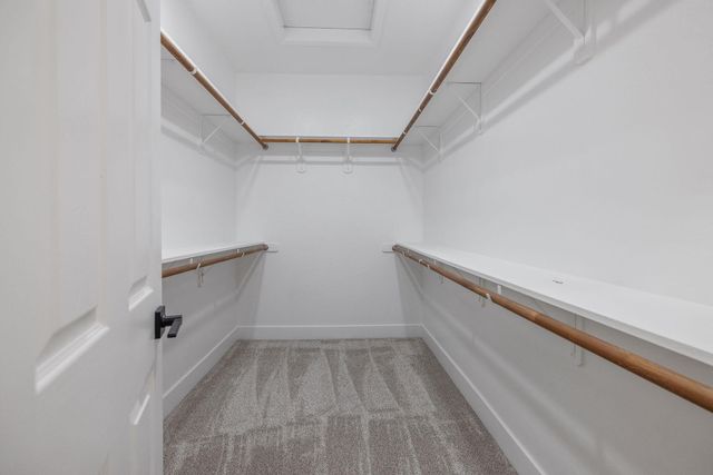 3526 W Buena Vista Avenue, Visalia, CA 93291