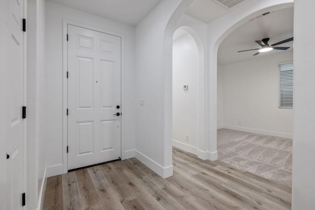 3526 W Buena Vista Avenue, Visalia, CA 93291