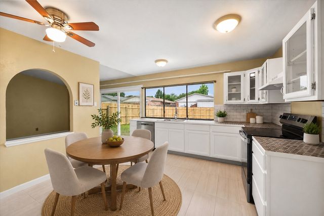 7247 Long Canyon Trail, Dallas, TX 75249