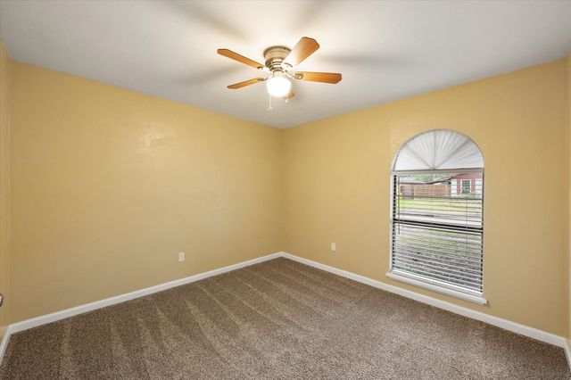 7247 Long Canyon Trail, Dallas, TX 75249