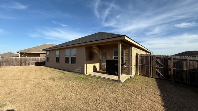 802 Turnbuckle Court, Royse City, TX 75189