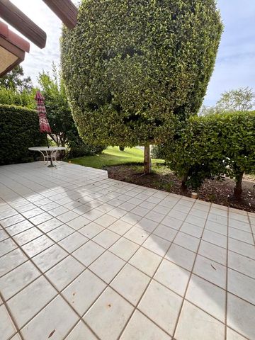 153 Willow Lake Drive, Palm Desert, CA 92260