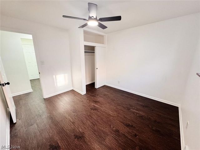 2907 Snow Road up, Parma, OH 44134