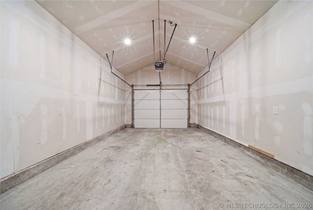 602 N Atlanta Street, Owasso, OK 74055