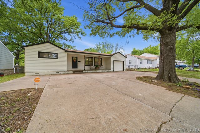 602 N Atlanta Street, Owasso, OK 74055