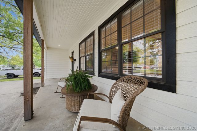 602 N Atlanta Street, Owasso, OK 74055