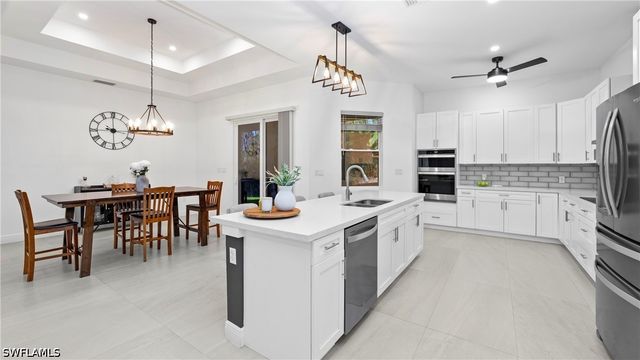 569 Desoto BLVD S, Naples, FL 34117