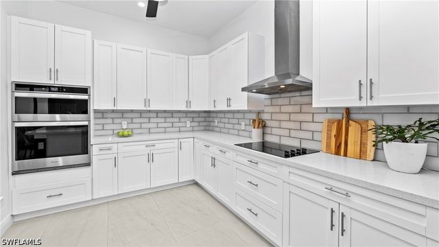 569 Desoto BLVD S, Naples, FL 34117