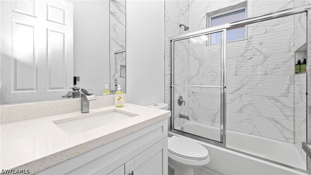 569 Desoto BLVD S, Naples, FL 34117