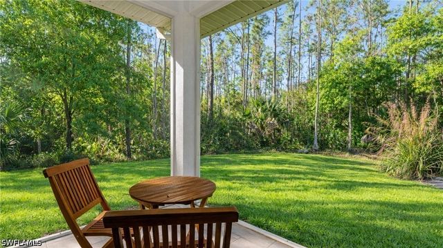 569 Desoto BLVD S, Naples, FL 34117