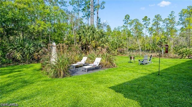 569 Desoto BLVD S, Naples, FL 34117