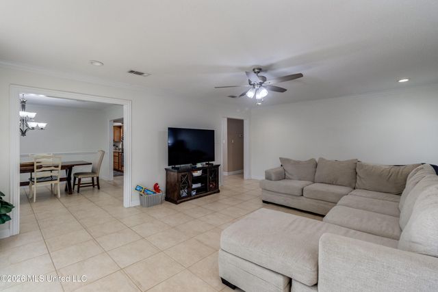 7 Keyser Lane, Gulfport, MS 39507