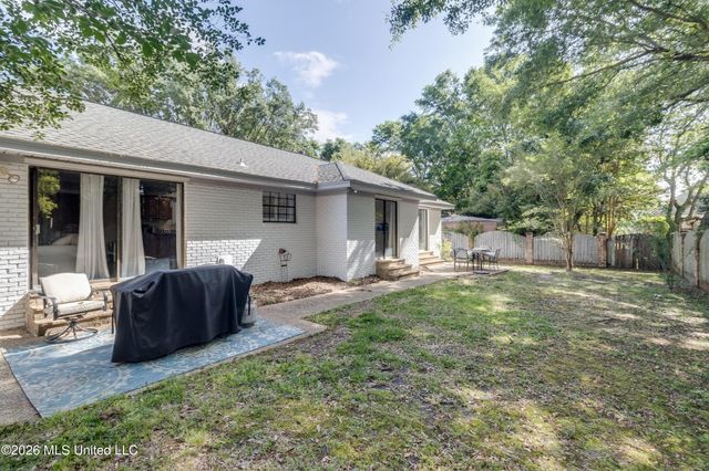 7 Keyser Lane, Gulfport, MS 39507