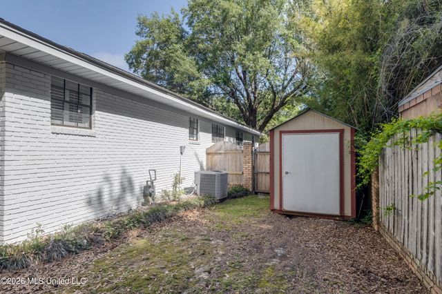 7 Keyser Lane, Gulfport, MS 39507
