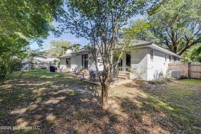 7 Keyser Lane, Gulfport, MS 39507