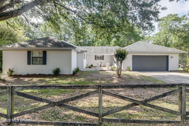 7 Keyser Lane, Gulfport, MS 39507