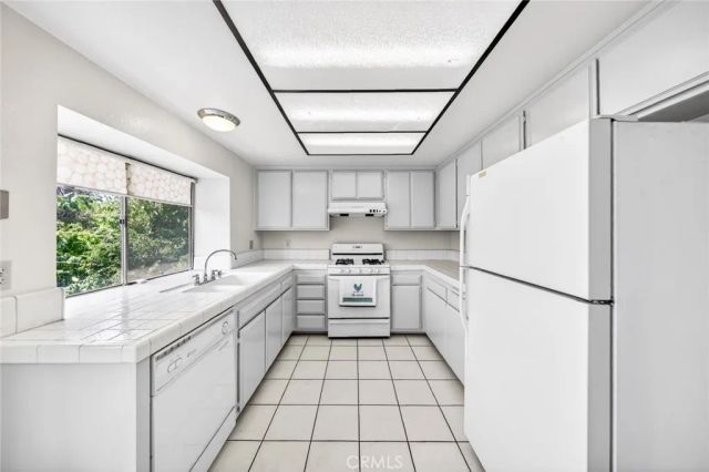 1812 S Marengo Ave 10, Alhambra, CA 91803