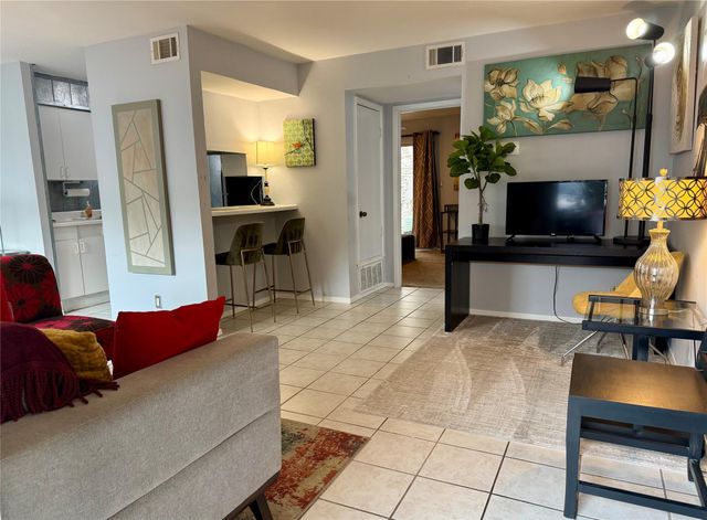 500 E Riverside DR E 149, Austin, TX 78704