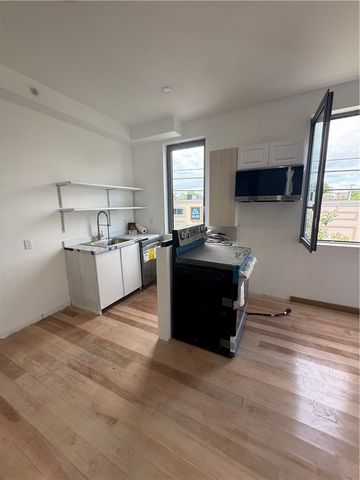 536 Smith Street 203, Providence, RI 02908