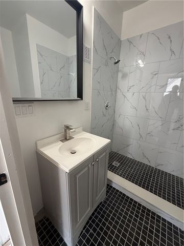 536 Smith Street 203, Providence, RI 02908