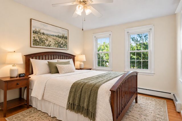 392 Old Farm Rd, Franklin, MA 02038