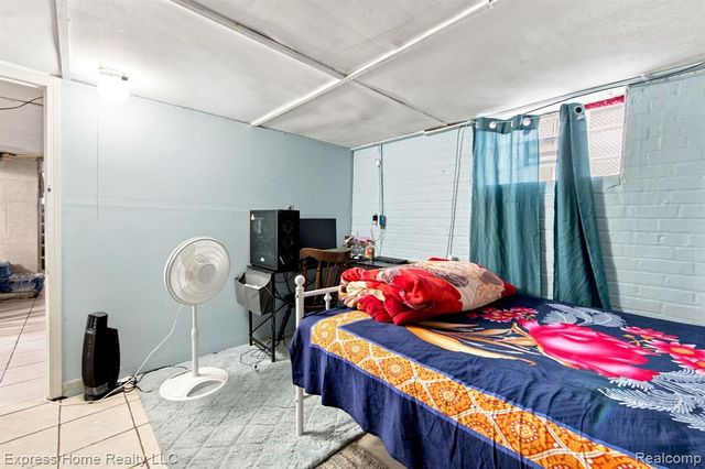 5127 Harold Street, Hamtramck, MI 48212