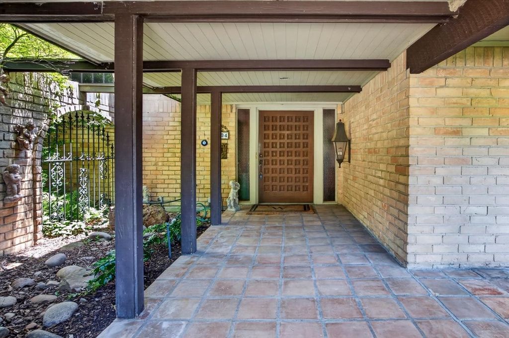 4204 Ledgeview Road, Fort Worth, TX 76109 — photo 3