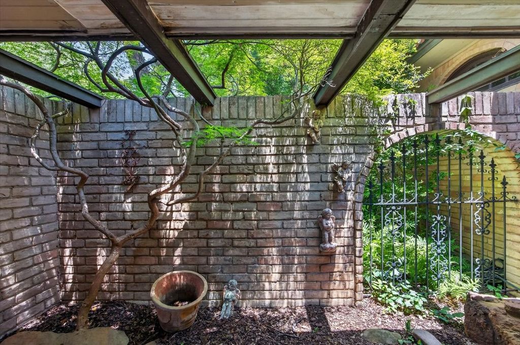 4204 Ledgeview Road, Fort Worth, TX 76109 — photo 4