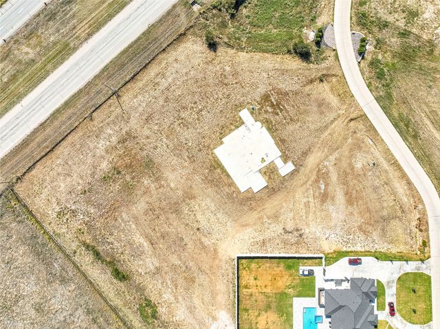 12516 Bella Crossing Drive, Fort Worth, TX 76126
