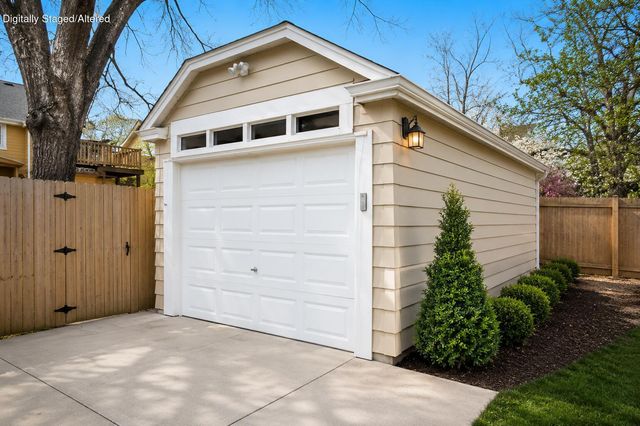 731 S Fremont Avenue, Springfield, MO 65804