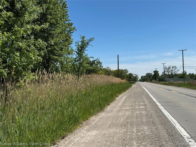 00000 North Avenue, Macomb, MI 48042