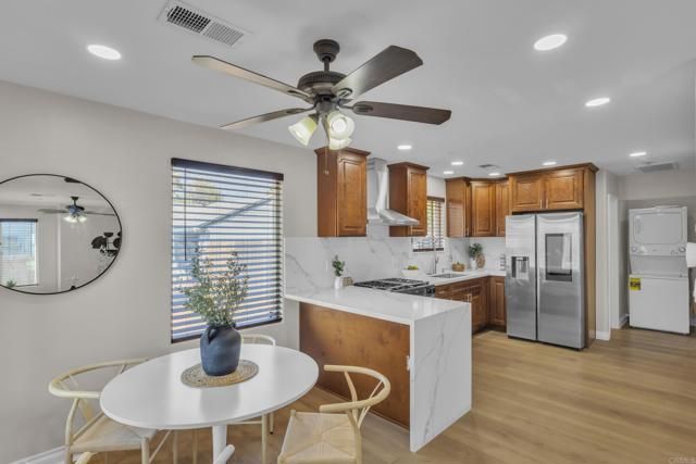 545 Ballantyne, El Cajon, CA 92020