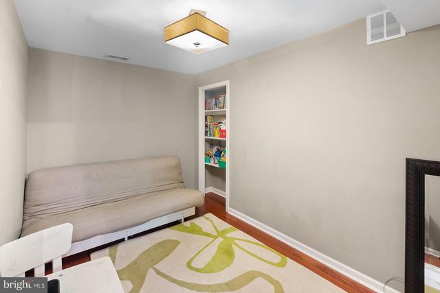 213 MONTROSE, Philadelphia, PA 19147