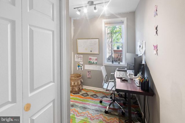 213 MONTROSE, Philadelphia, PA 19147