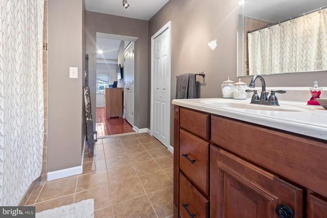 213 MONTROSE, Philadelphia, PA 19147